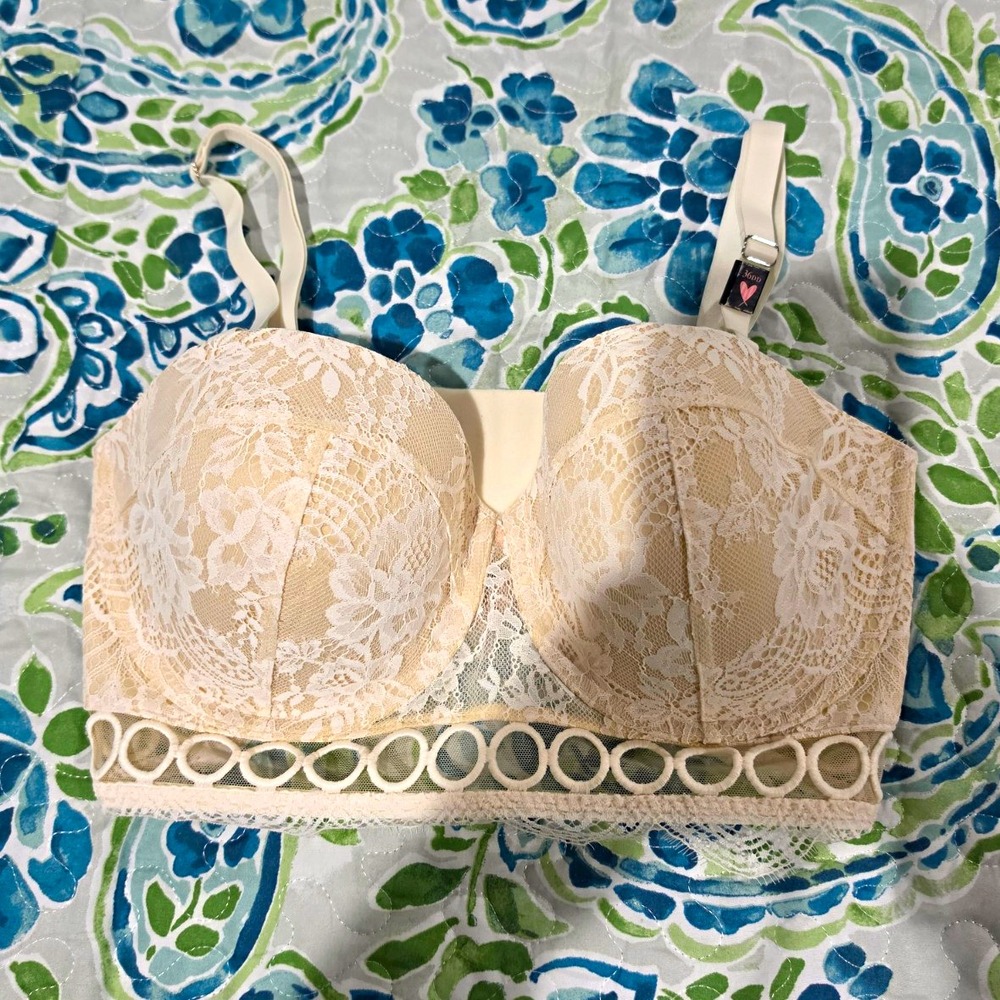 Victoria's Secret White Floral Lace Dream Angels Multiway Underwire Bra 36DD